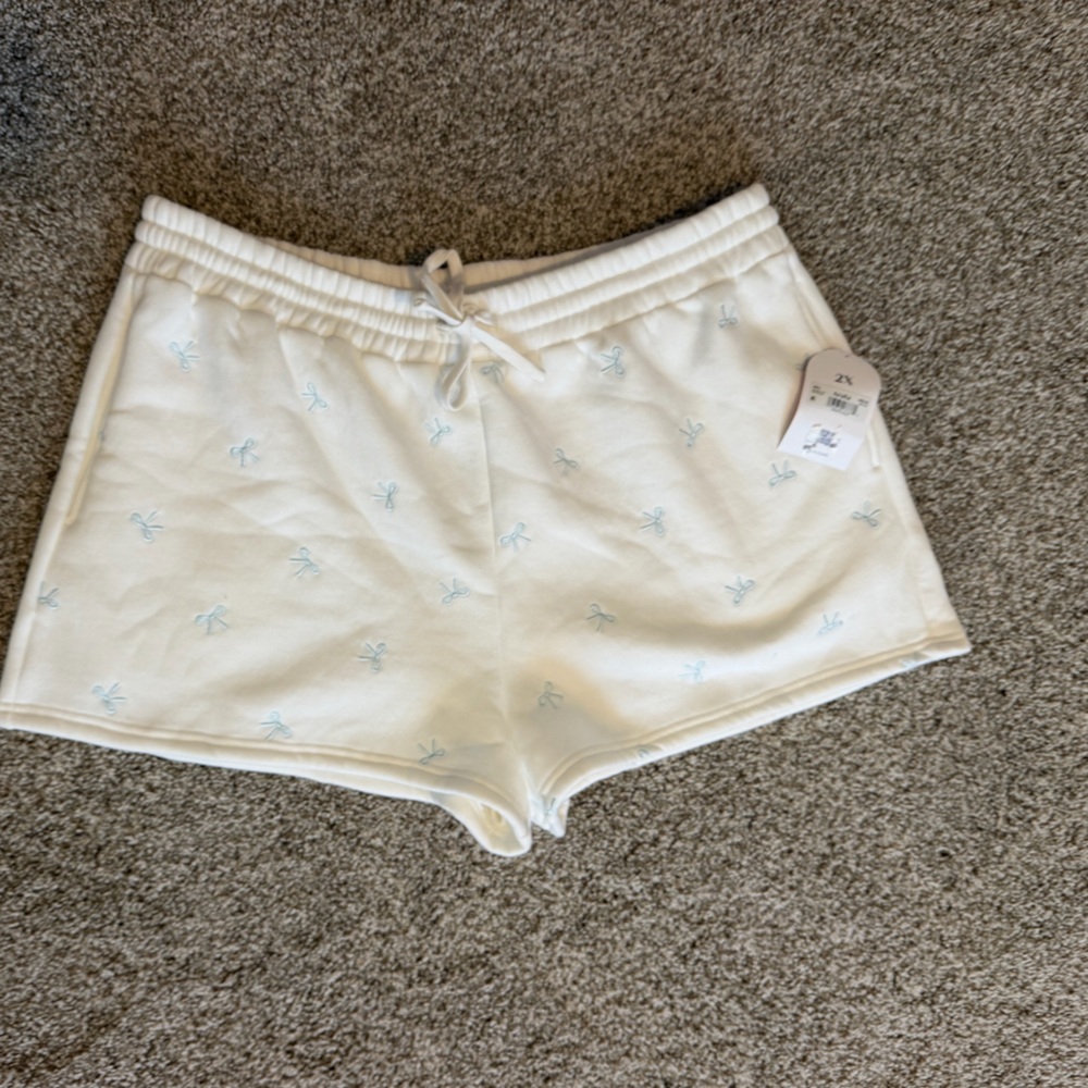 ARULA Cream Lounge Shorts with Light Blue Bow Detail